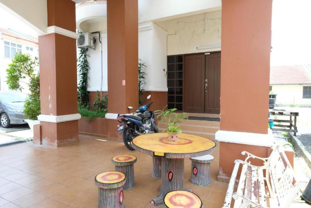 Hotel De'Light Villa Kota Bharu Eksteriør billede